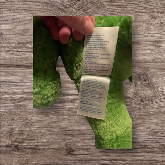 Build A Bear Green Marvel Avengers Incredible Hulk Plush Stuffed Animal 17” - Picture 10 of 16